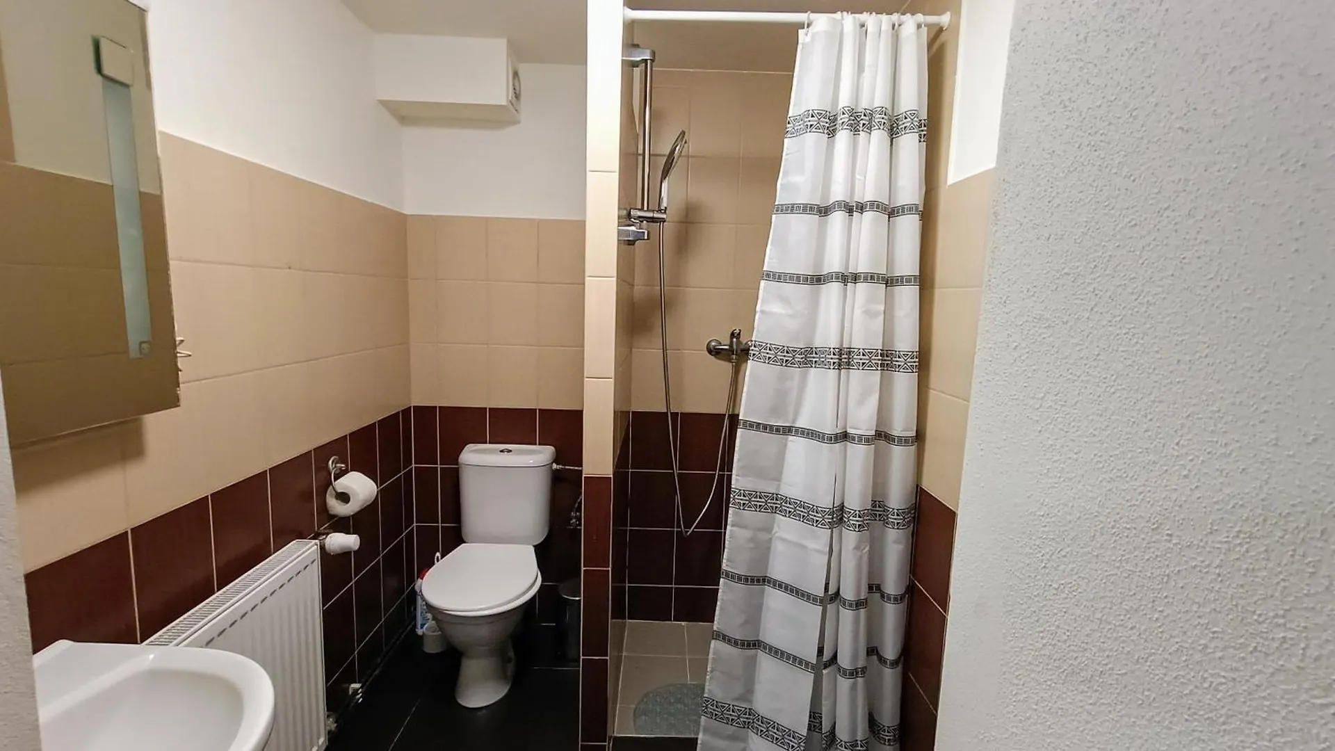Apartments Gato Karlovy Vary Dalovice 0*,  Česká republika