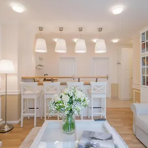 Aparthotel Revelton, Karlovy Vary