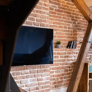 https://luxusn-byt-s-terasou-v-centru.brnohotels.org